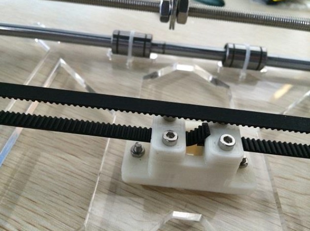 GT 2 Timing Belt wrapped around the GT 2 pulley and the bearings.